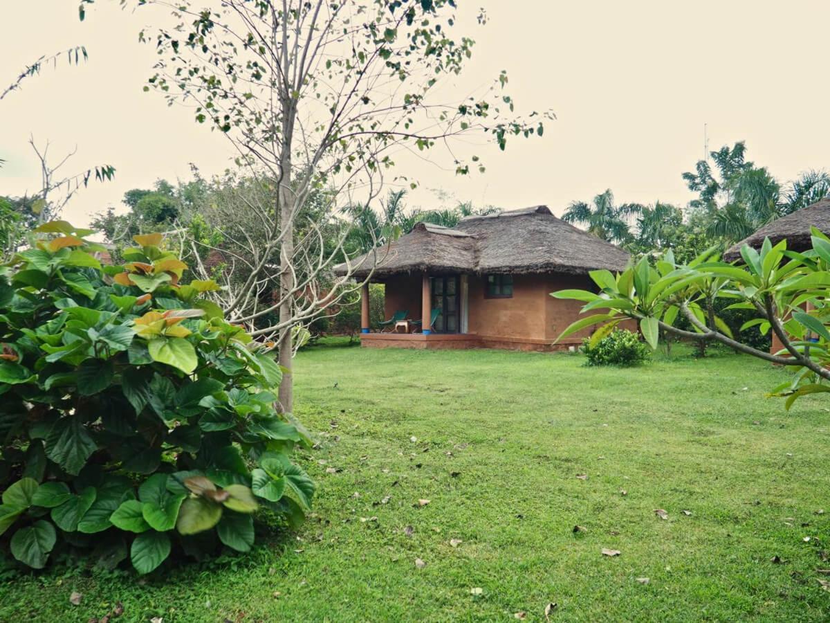 Red Earth Kabini Hotel Begūr Exterior foto